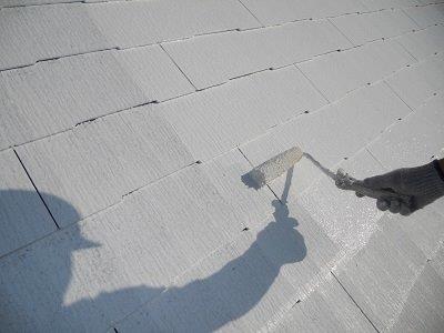 屋根塗装下塗り二層目塗装状況