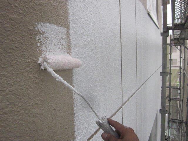 外壁ALC塗装下塗り二層目塗装状況