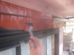 外壁付帯部シャッターボックス塗装錆止め塗装状況