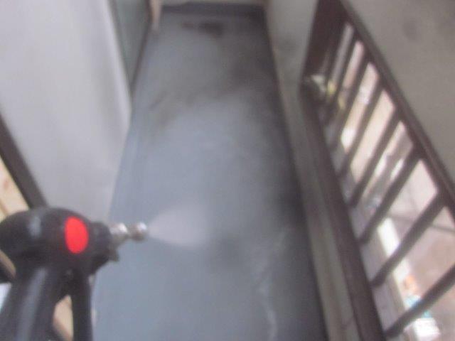 屋上防水塗装前高圧洗浄