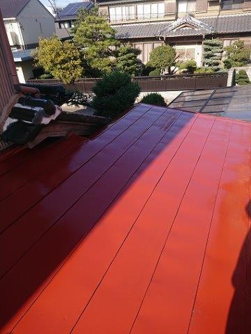 屋根塗装さび止め塗装完了