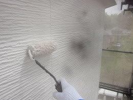 外壁サイディングキルコ断熱塗料主剤塗装二層目塗装状況