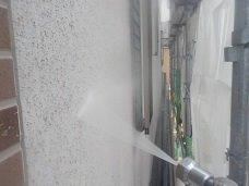 外壁サイディング断熱塗料塗装前高圧洗浄状況