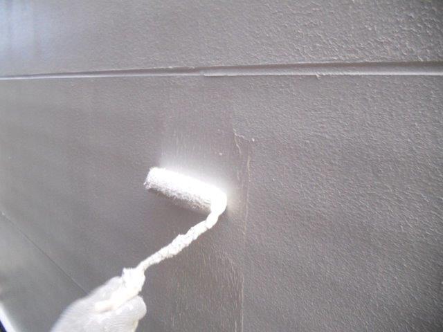 外壁ALC断熱塗料主材二層目塗装状況