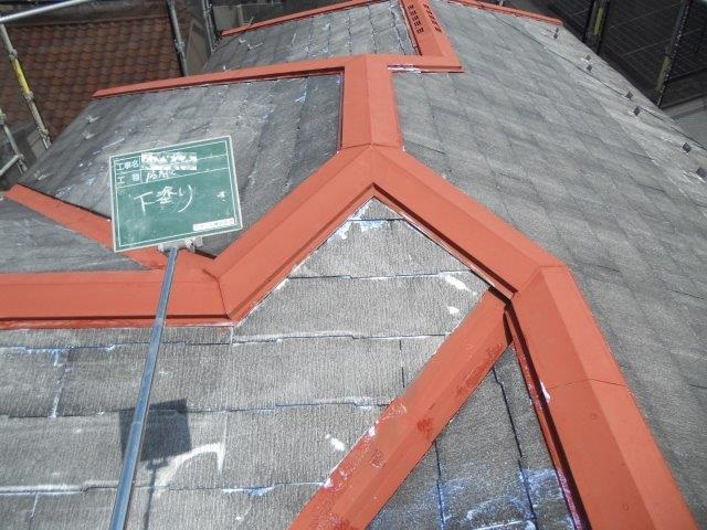 19：屋根カラーベスト遮断熱塗料塗装下塗り塗装完了