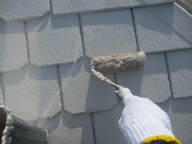 18・屋根カラーベストキルコ遮断熱塗料塗装主材2層目塗装状況