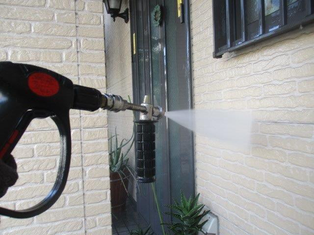 3：外壁サイディング高圧洗浄状況